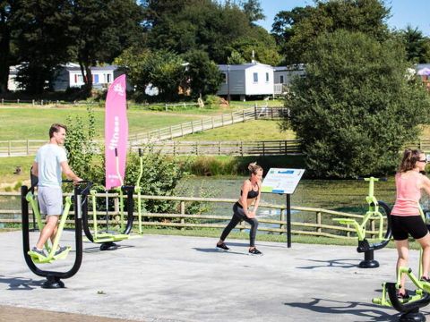 Tour Opérateurs et particuliers sur Camping Domaine de Litteau - Funpass non inclus - Camping Calvados